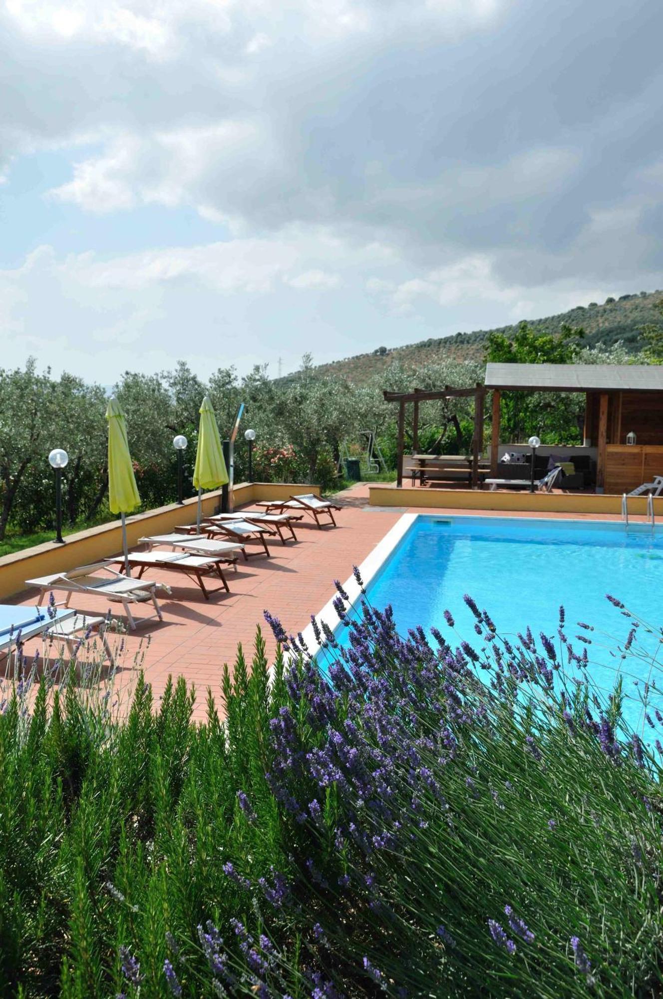 Agriturismo "Antico Frantoio" Foligno Exterior photo